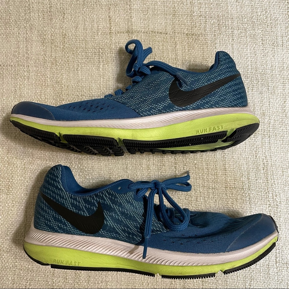 Nike Winflo 4 Running Shoes - Picture 4 of 16